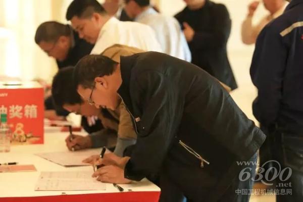 南昌站，客户踊跃签到，参与<a href=//news.d1cm.com/exhibition/ target=_blank>展会</a>