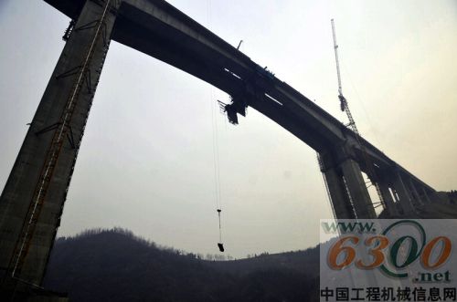 郑卢高速公路,小铁沟特大桥,合龙